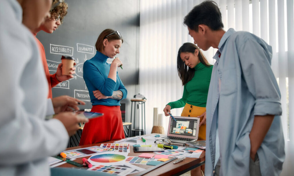 Small-Design-Agency-vs-Big-Firm-Career-Growth-and-Learning