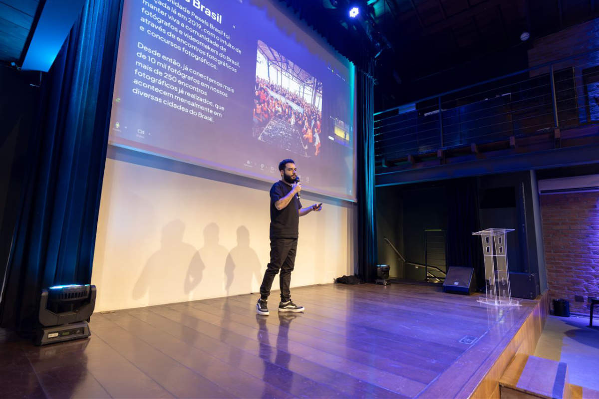 Designing Unforgettable Event Experiences with Keynotes-01