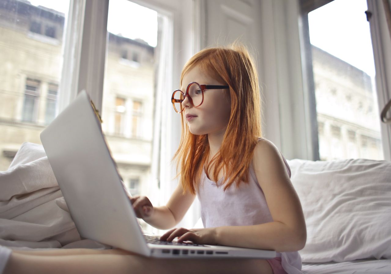 Healthy Technology Habits in Your Children-01