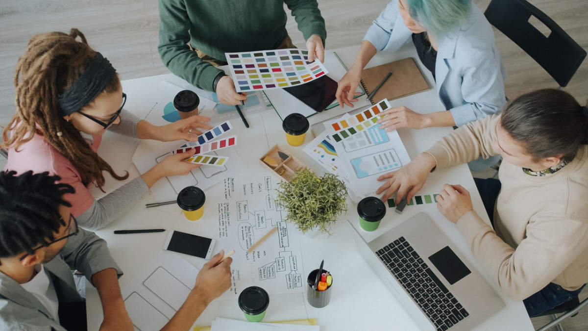 How to Choose the Right Color Palette for Your Website-01